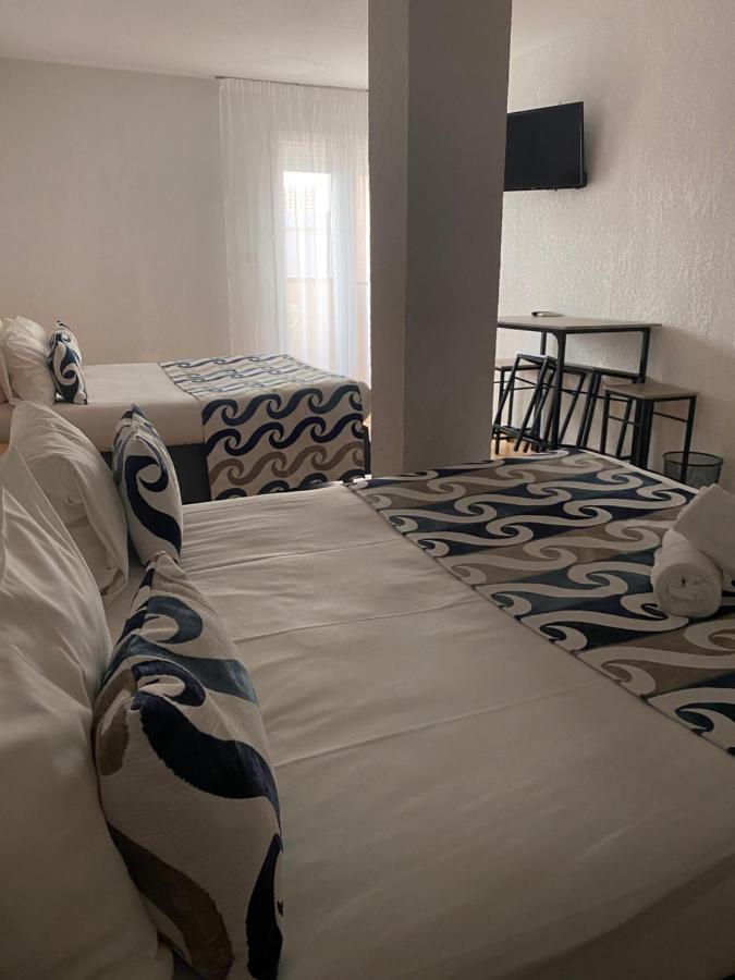 Hotel Saint Georges, Face A La Mer Canet-en-Roussillon Bagian luar foto