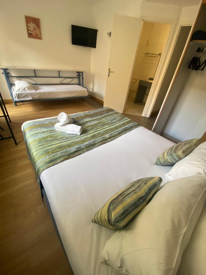 Hotel Saint Georges, Face A La Mer Canet-en-Roussillon Ruang foto
