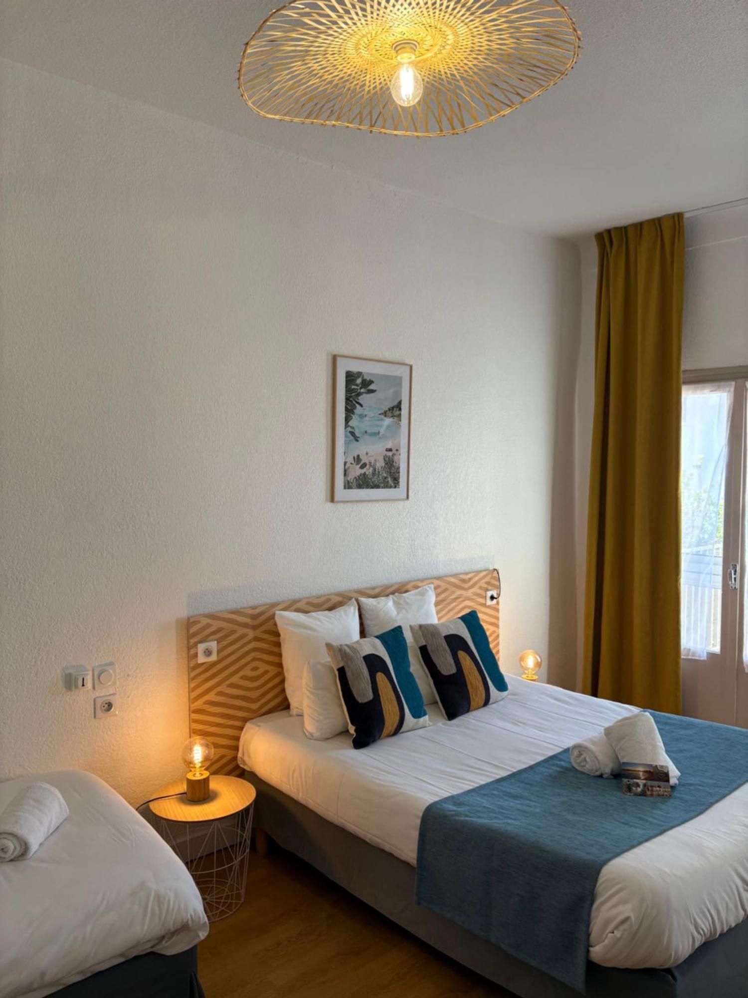Hotel Saint Georges, Face A La Mer Canet-en-Roussillon Bagian luar foto
